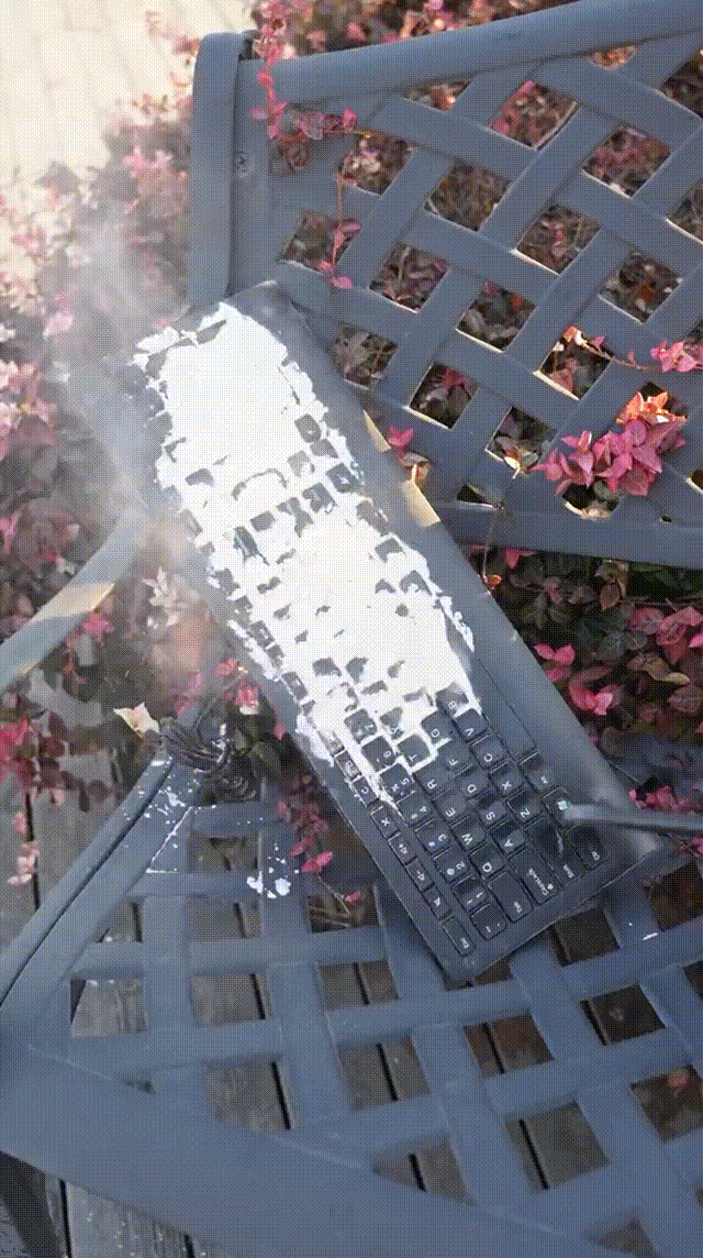 1762514995638449.gif 1762514995638449.gif